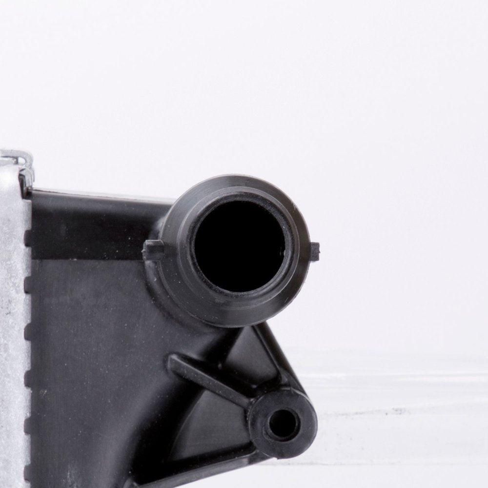 13273 Plastic/Aluminum Radiator for Volkswagen Jetta, Passat VW3010160