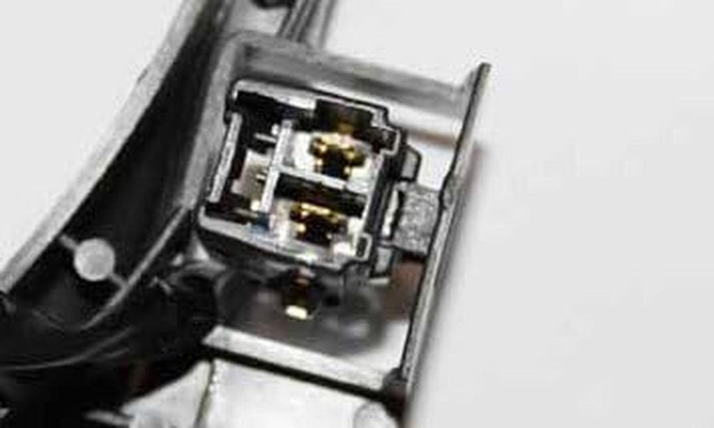 610020 Mazda Replacement Condenser Cooling Fan Assembly