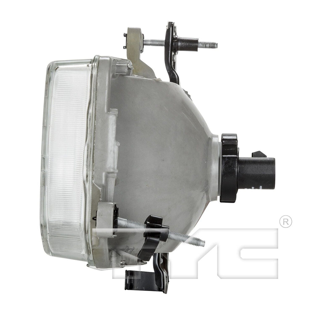 TYC Headlight Assembly for Nissan 20-1584-00