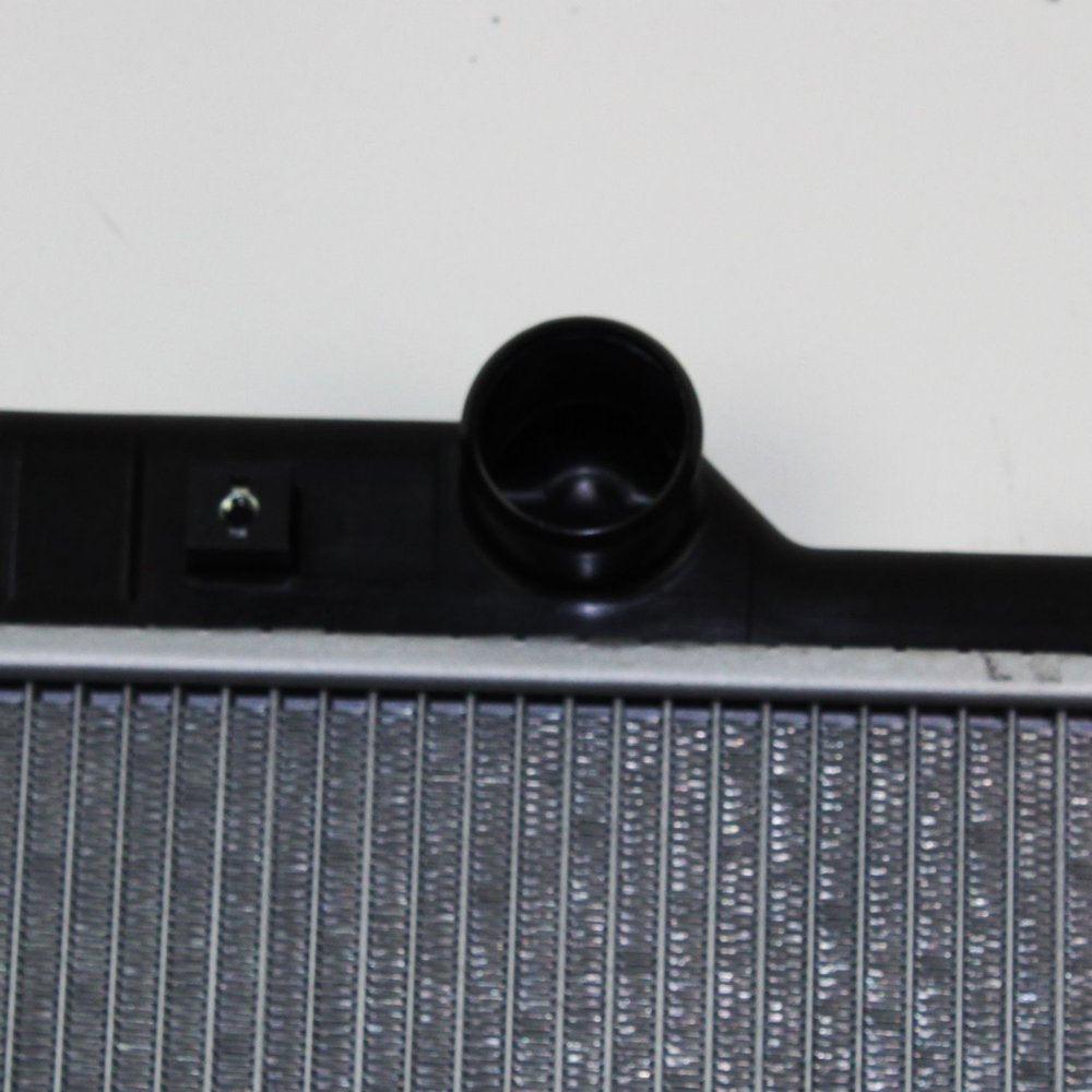 13093 for Subaru Impreza 1-Row Plastic Aluminum Replacement Radiator