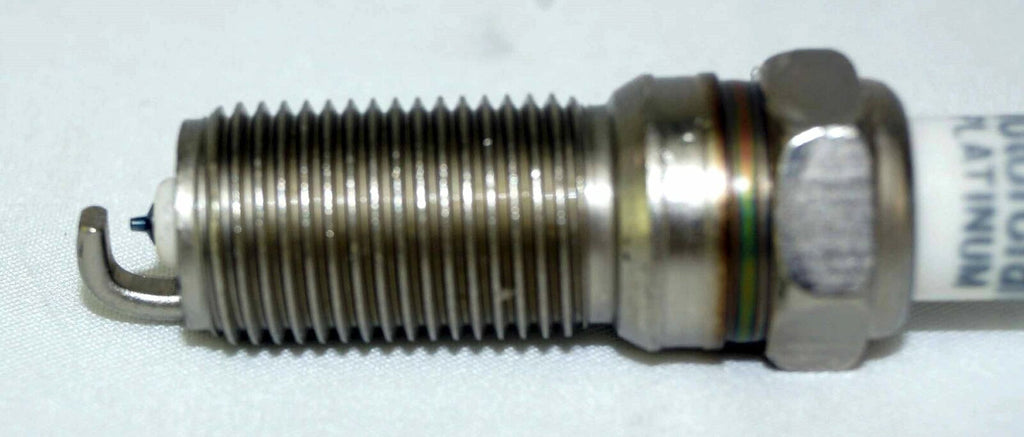 Set of 6 Genuine OEM Motorcraft SP520AX Spark Plug Ford CYFS12F5AX SP550A