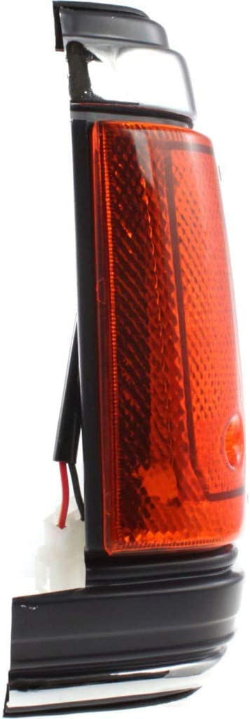 For Nissan Pickup Corner Light 1983 84 85 1986 Driver & Passenger Side Pair/Set | 4 Wheel Drive | Amber Lens | W/Chrome Trim | NI2550102 + NI2551102 | 2618010W00 + 2618510W00