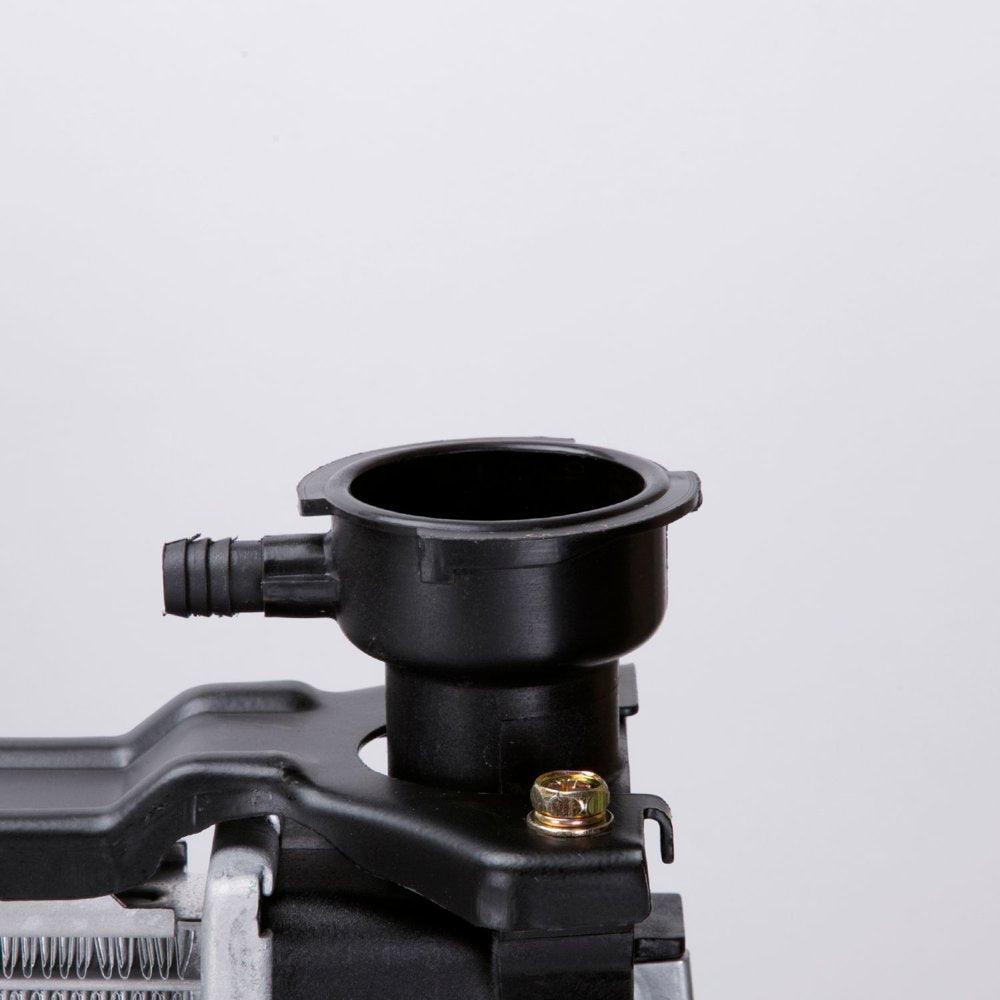 01 04 Dg Crvan/Cr Twncn 2.4L L4 at 1R Pa Rad