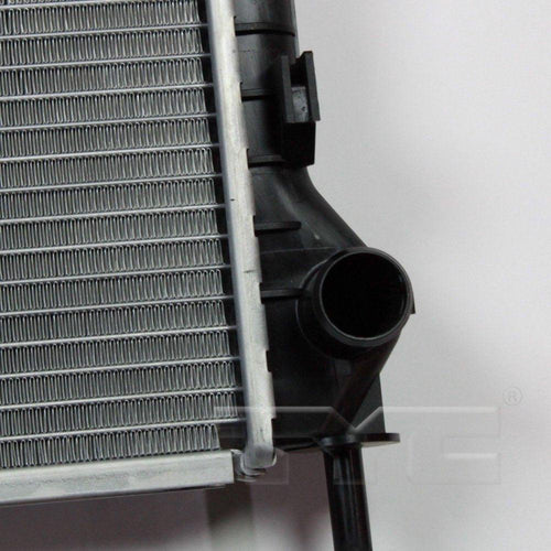 13184 Radiator Assembly for 10-13 Ford Transit Connect