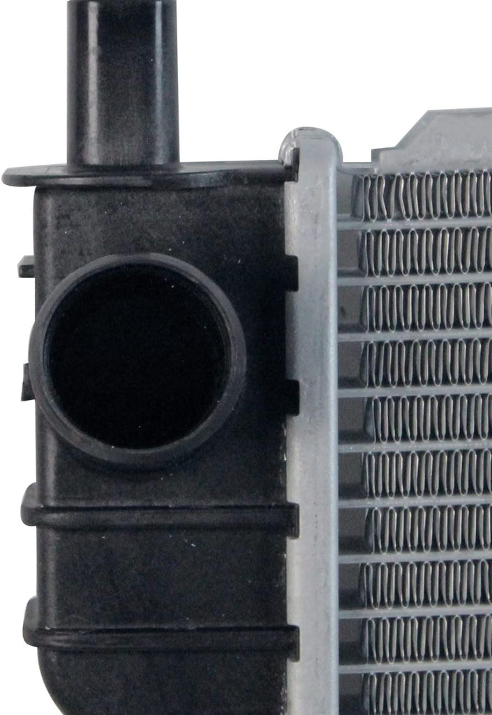 2610 Radiator Compatible with 2003-2005 Ford Crown Victoria