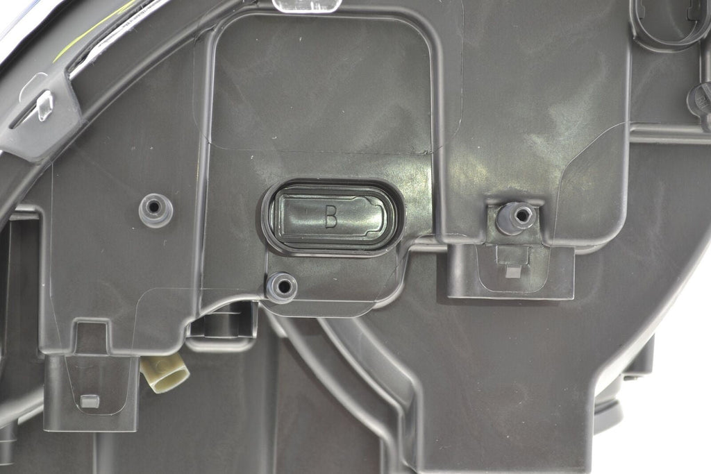 Hella Headlight Assembly for GL320, GL450 263400461