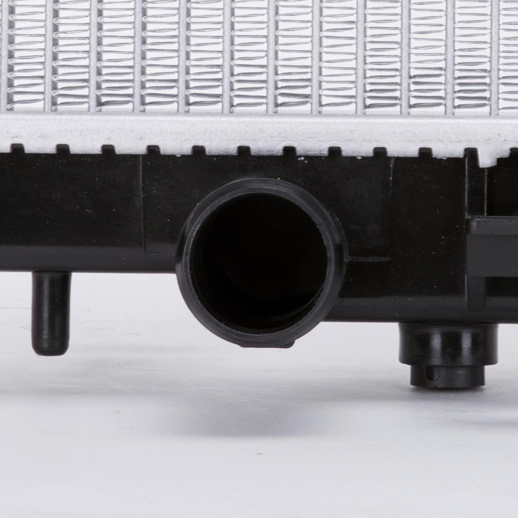 2576 Radiator Compatible with 2003-2006 Nissan 350 Z