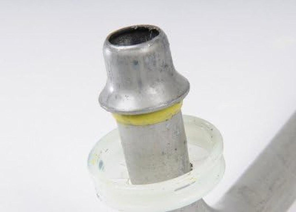 GM Genuine Parts 15065206 Engine Oil Cooler Inlet Hose Kit with Hose, Protector, Cap, and Connectors