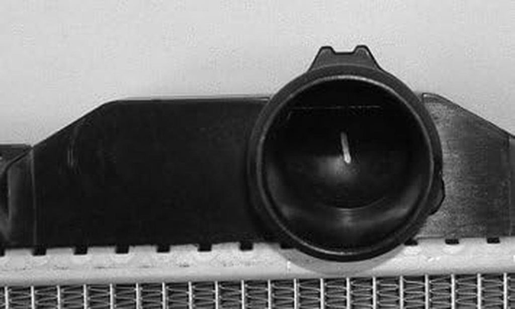 2782 Lexus 1-Row Plastic Aluminum Replacement Radiator