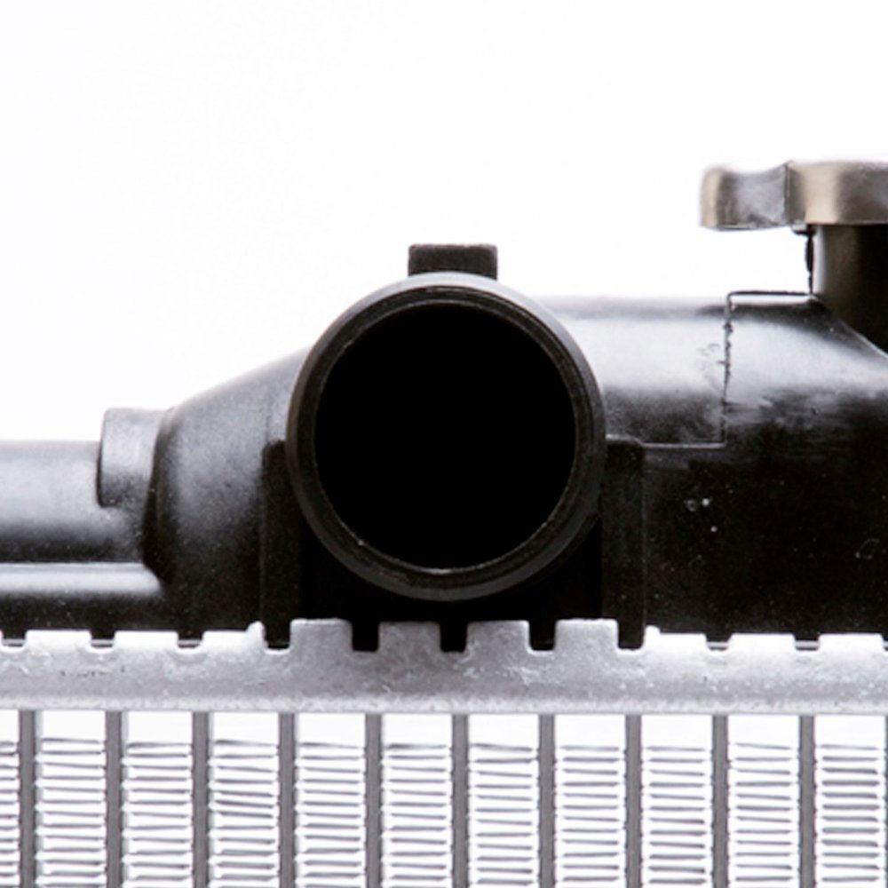 2222 Radiator Assembly for Toyota 16400-46570 Kp