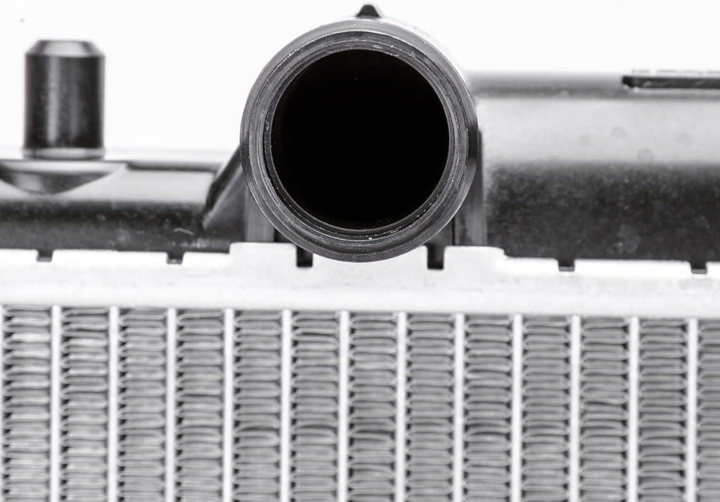 2278 Radiator Compatible with 1997-2004 Mitsubishi Montero
