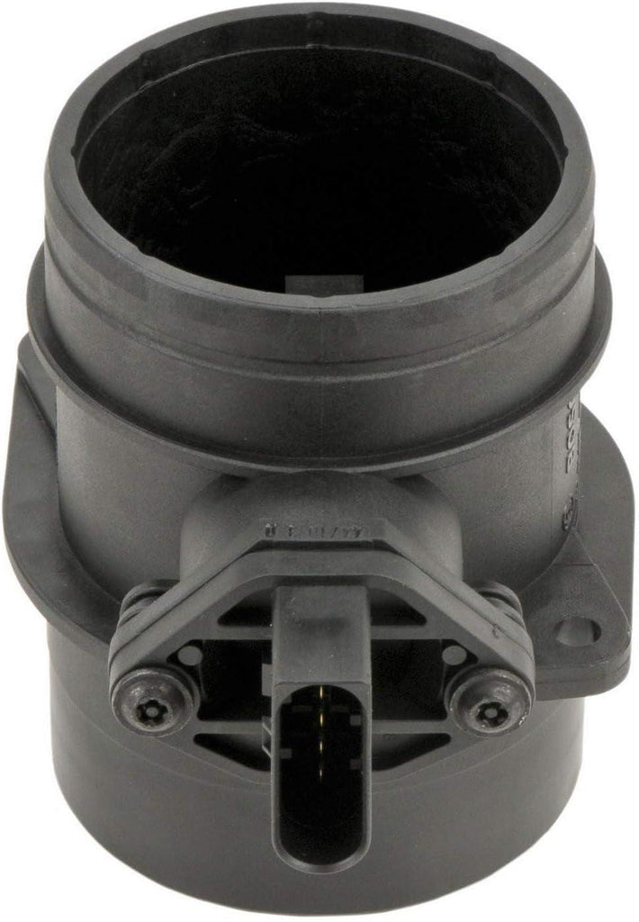 Automotive 0280218071 Original Equipment Mass Air Flow (MAF) Sensor for Select Porsche: 2003-06 Cayenne; Volkswagen: 2006-10 Beetle, 2005-08,2010 Jetta, 2004-06 Phaeton, 2006-09 Rabbit