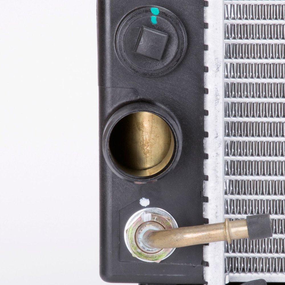 121 Radiator Assembly for 84-90 Jeep Cherokee Comanche Wagoneer