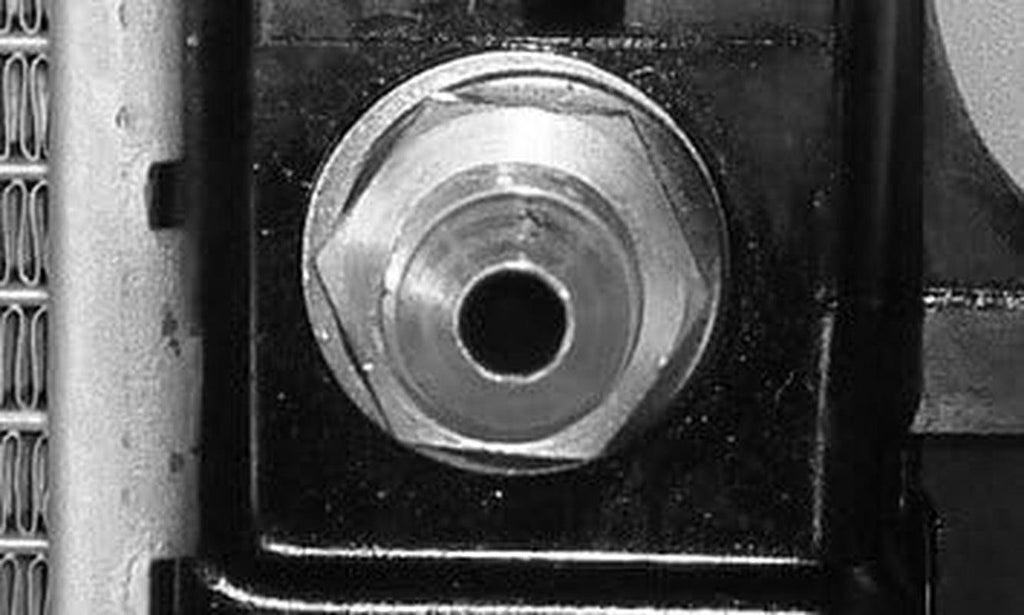 2336 Radiator Compatible with 2001-2004 Jeep Grand Cherokee