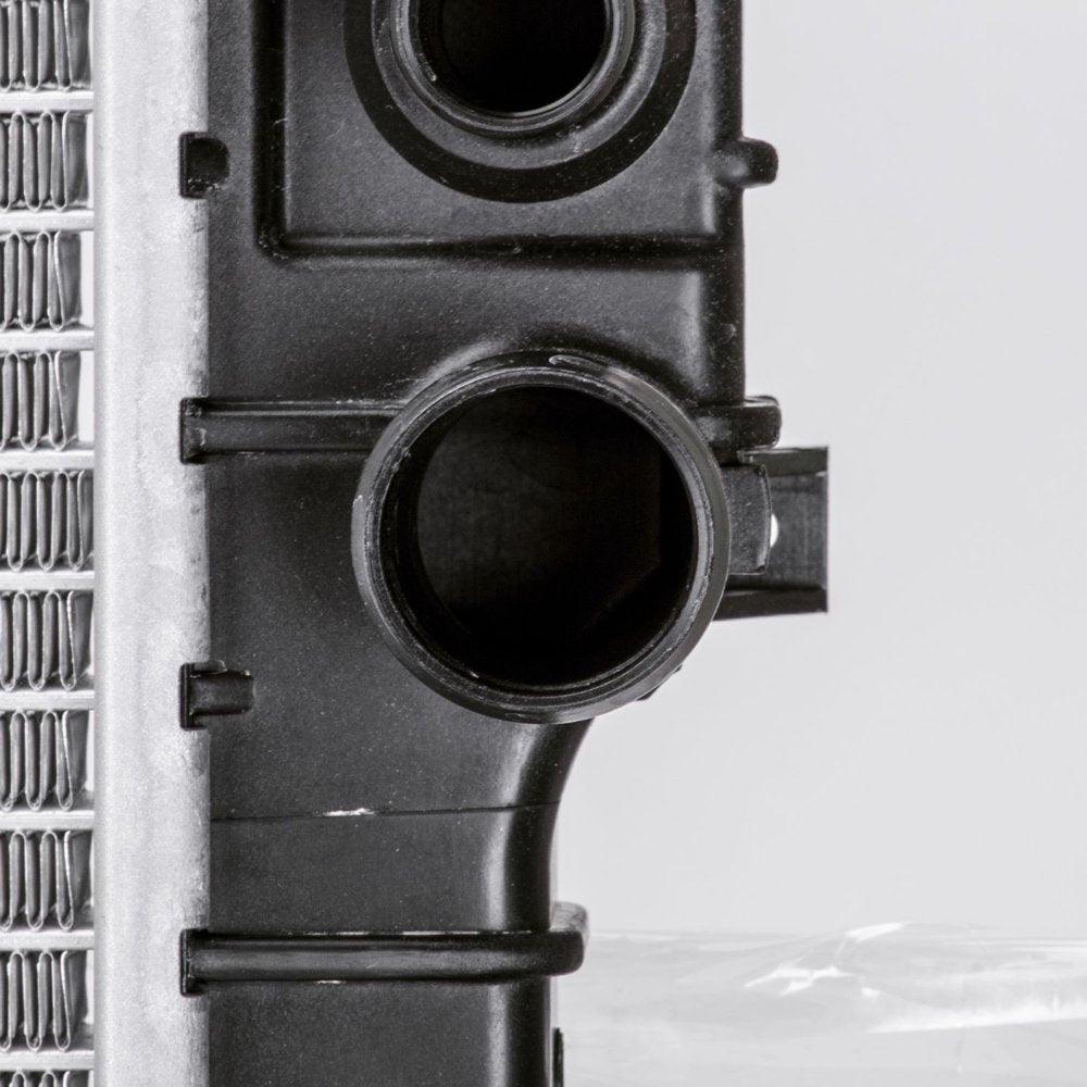 2307 Radiator Assembly for 01-07 Ford Escape