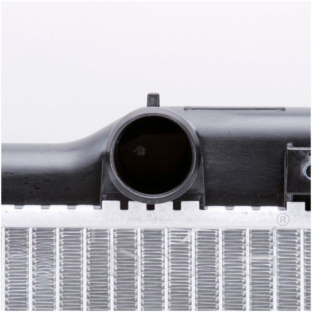 1494 Plastic/Aluminum Radiator for Acura CL Fits 2007 Jeep Wrangler