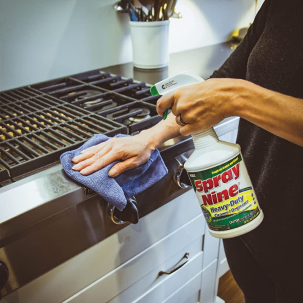 Spray Nine 26832 Heavy Duty Cleaner, Degreaser and Disinfectant, Multipurpose Cleaner for Common Automotive Shop, Home, Industrial, and Commercial Uses, 32 Oz