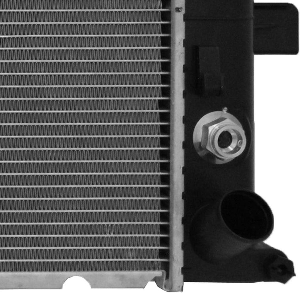 2510 Radiator Compatible with 2001-2004 Chevrolet Silverado