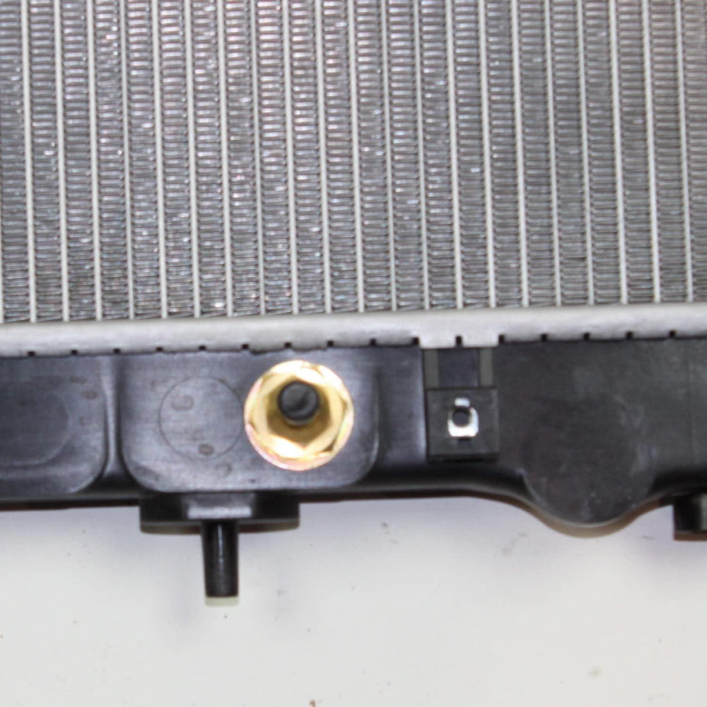 2426 Compatible with Infiniti 1-Row Plastic Aluminum Replacement Radiator