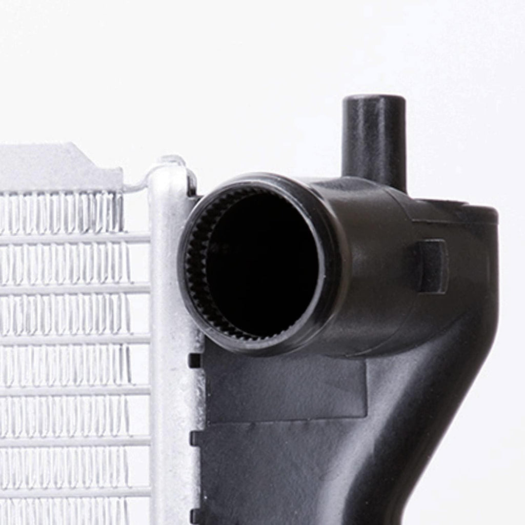 2928 Replacement Radiator for Hyundai Elantra