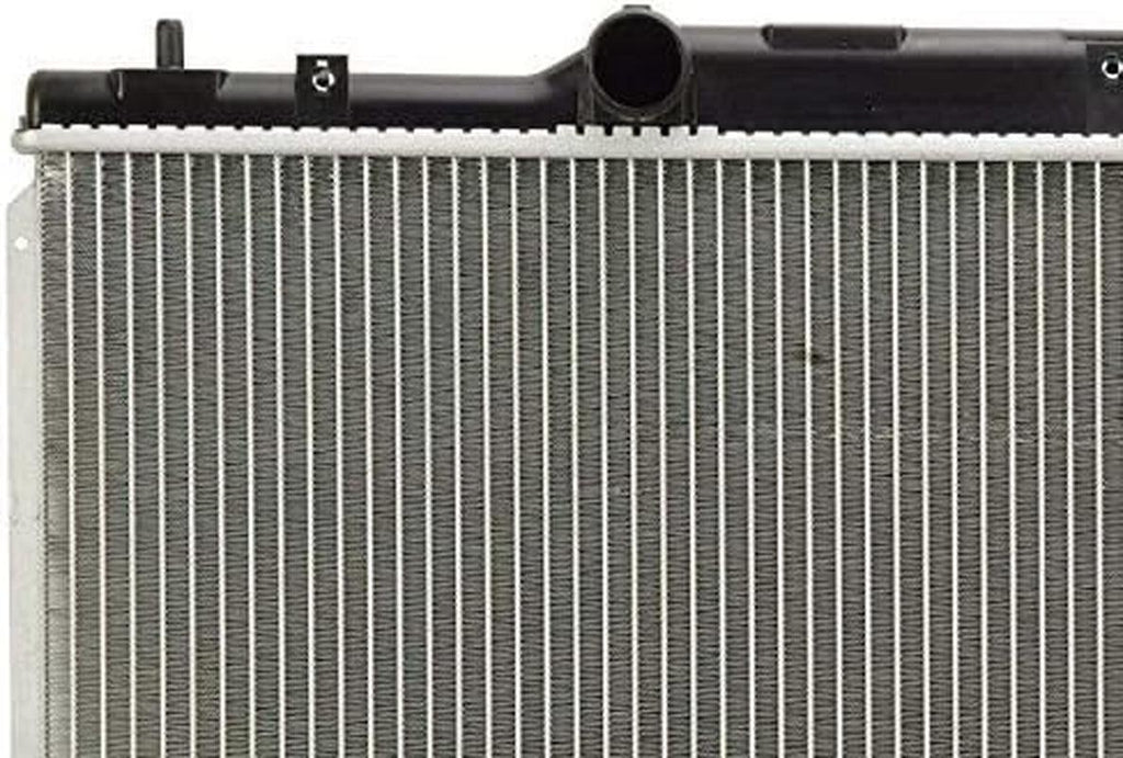 3152: Radiator Toyota Solara 2.4L 2003-2002