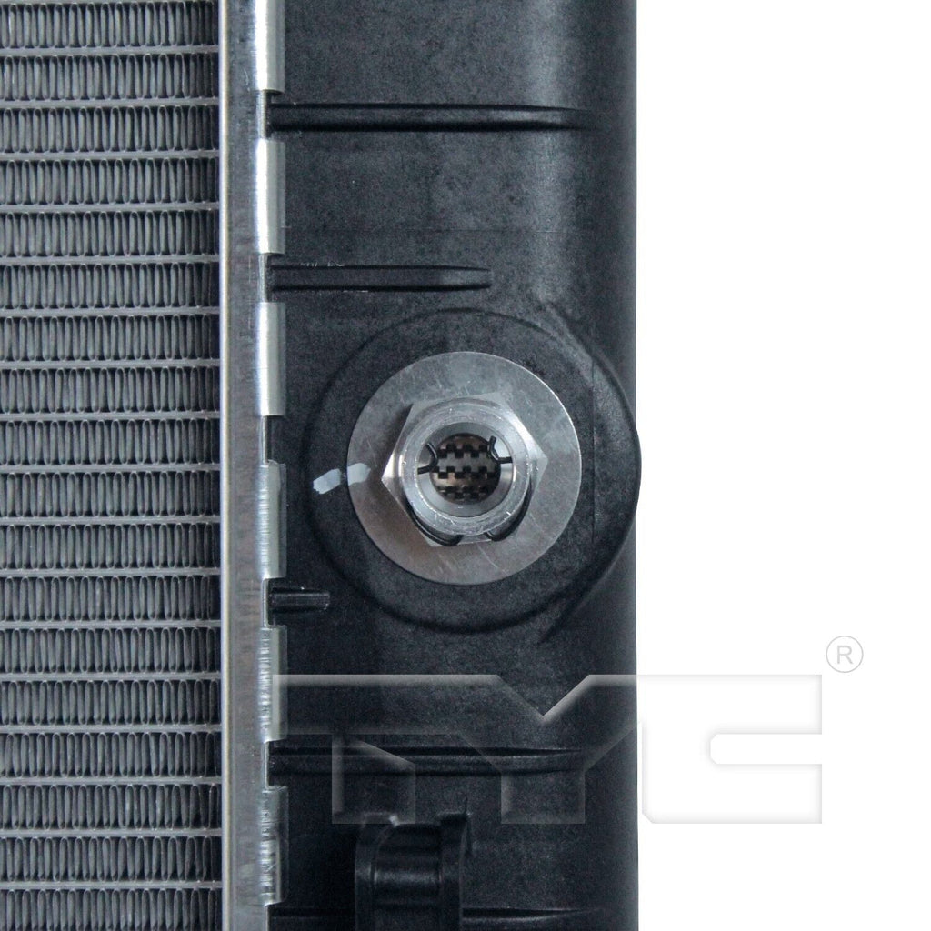 Radiator for Silverado 2500 HD, Silverado 3500 HD, Sierra 2500 Hd+More 13301