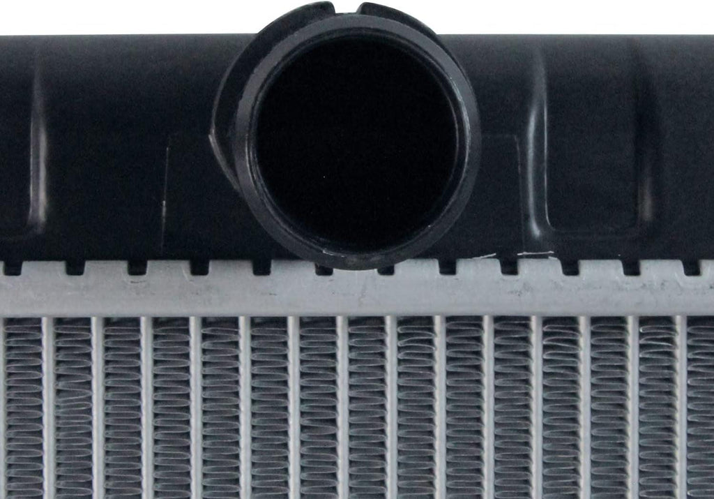 2692 Radiator Compatible with 2004-2006 Nissan Quest Gxe/Xe