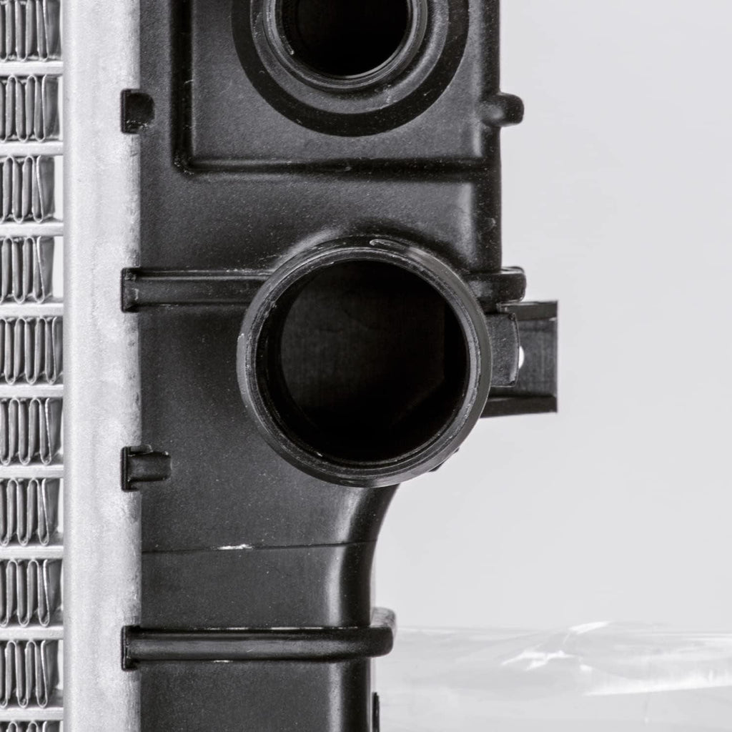 2307 Radiator Compatible with 2001-2007 Ford Escape