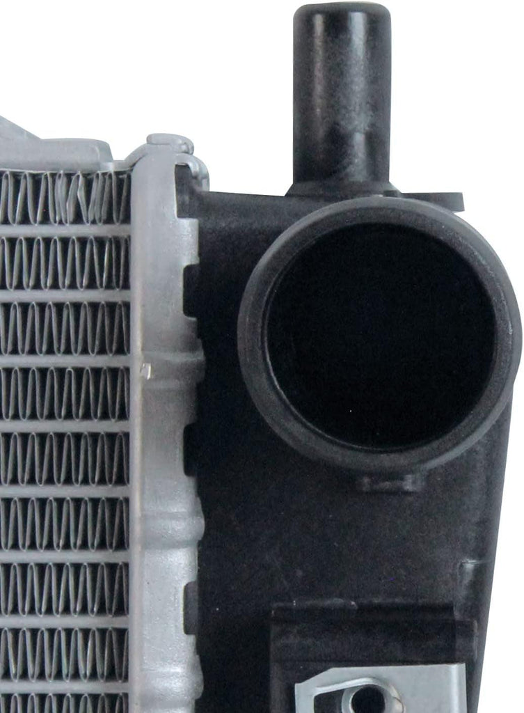 2256 Radiator Compatible with 2000-2005 Lincoln LS
