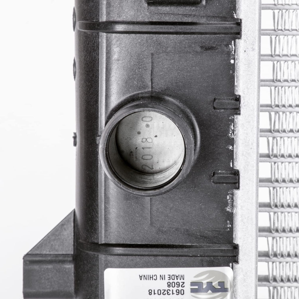 2608 Radiator Compatible with 2005-2010 Chevrolet Cobalt