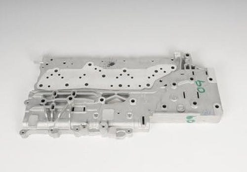 GM Genuine Parts 24250384 Automatic Transmission Lower Control Valve Body