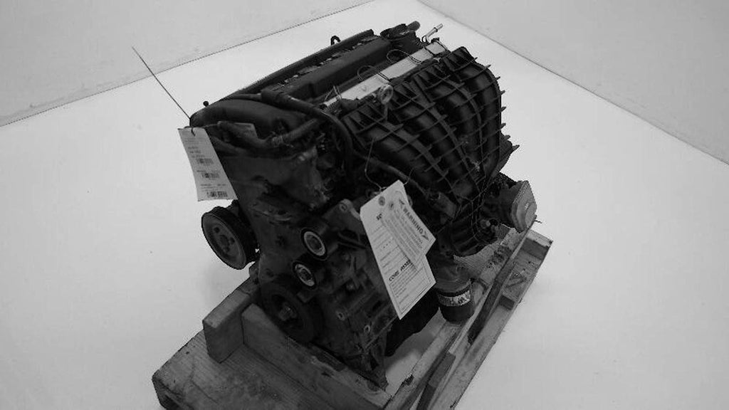 Engine Complete Assembly Fits Jeep Compass Patriot 2.4L VIN B 8Th Digit W/O Oil Cooler (Certified Used Automotive Part) | (Grade A)