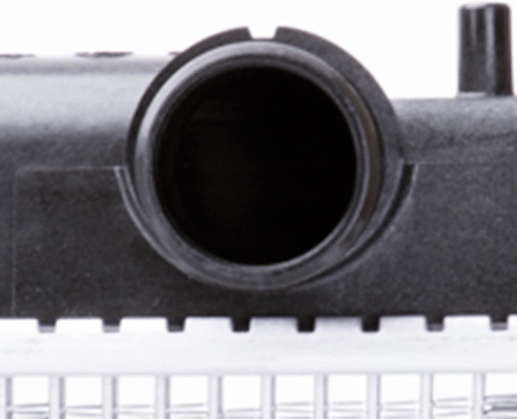 2780 Radiator Compatible with 2006-2008 Infiniti M35