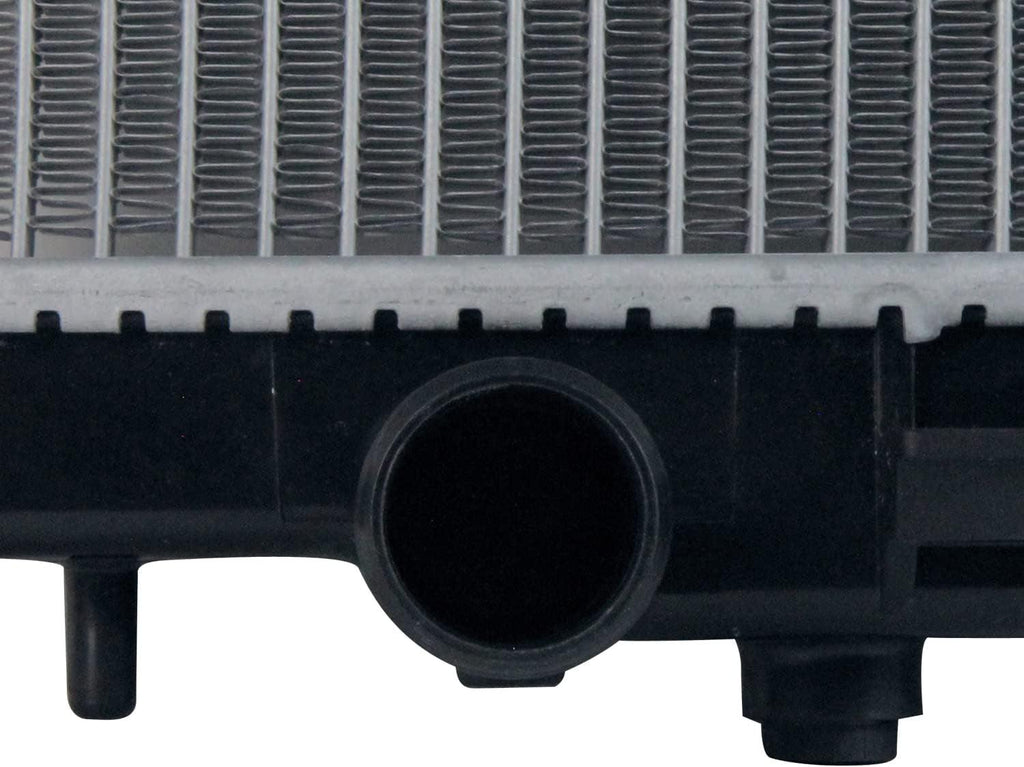 2577 Radiator Compatible with 2003-2006 Nissan 350 Z