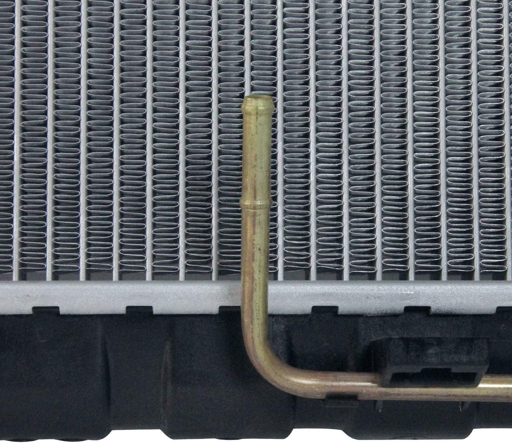 2790 Replacement Radiator for Kia Amanti