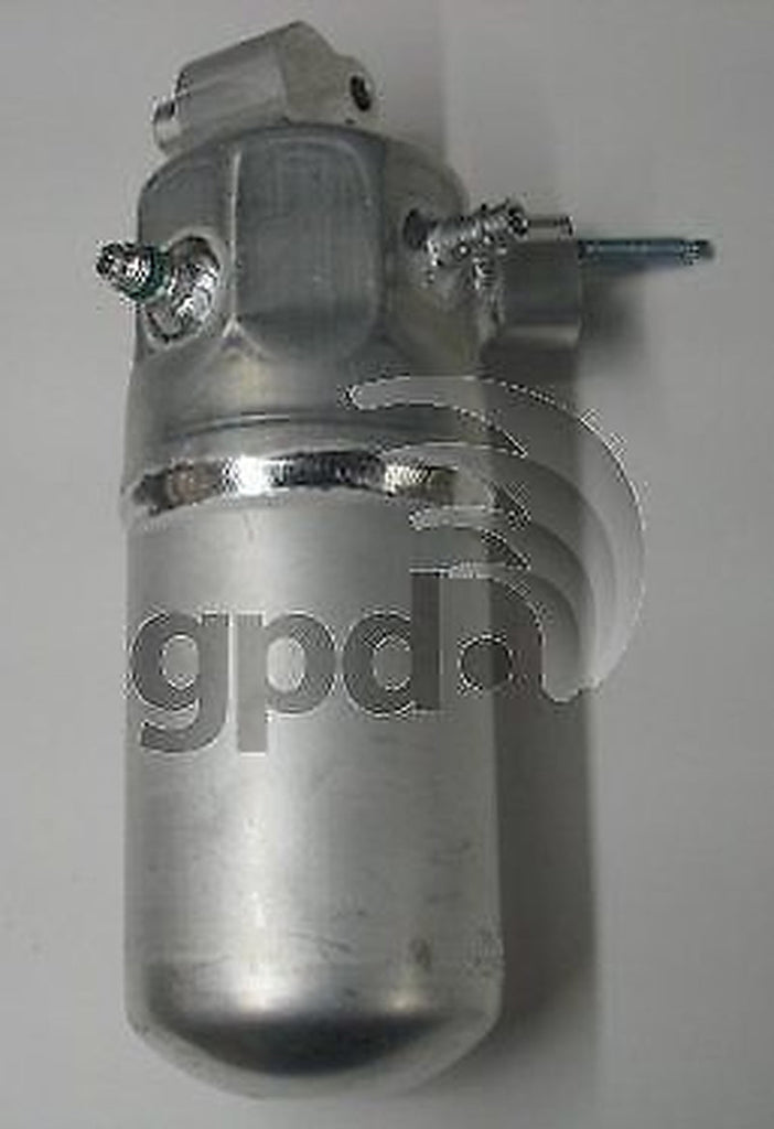 A/C Compressor and Component Kit for Express 2500, Express 3500+More 9613252