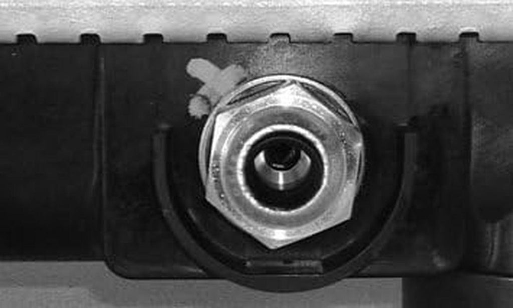 2731 Radiator Compatible with 2004-2007 Cadillac CTS