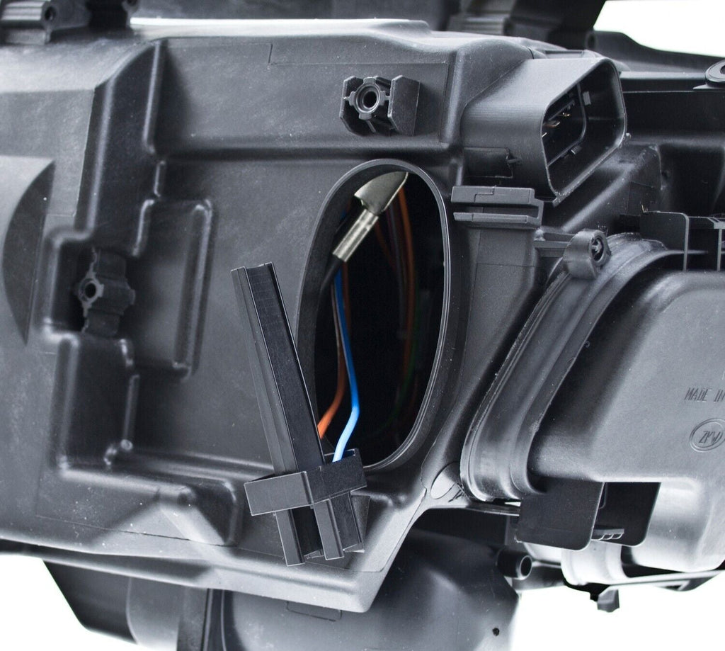 Hella Headlight Assembly for BMW 354688061