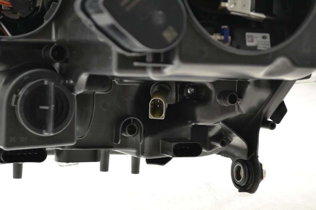 Hella Headlight Assembly for GL320, GL450 263400461