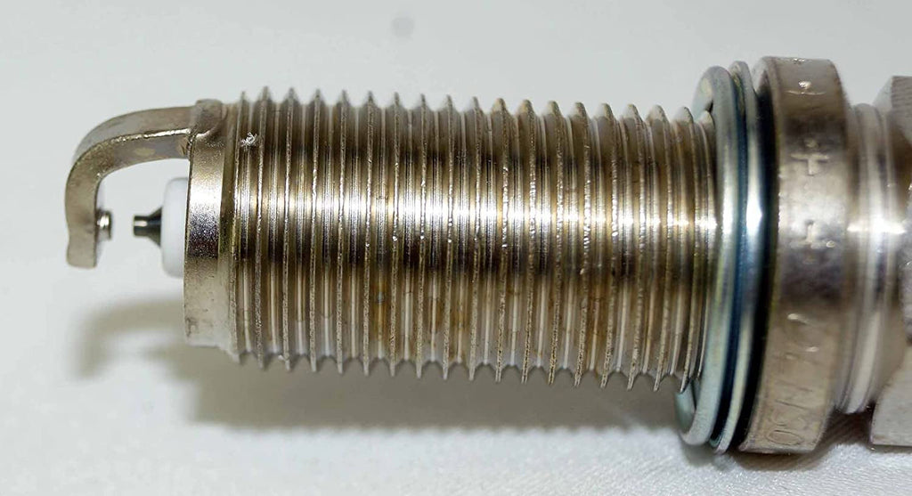 6 PCSNEW -- DENSO #4506 PLATINUM T T Spark Plugs -- PKH20TT