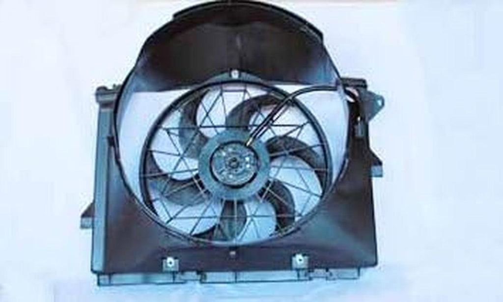 620800 Ford Crown Victoria Replacement Radiator/Condenser Cooling Fan Assembly