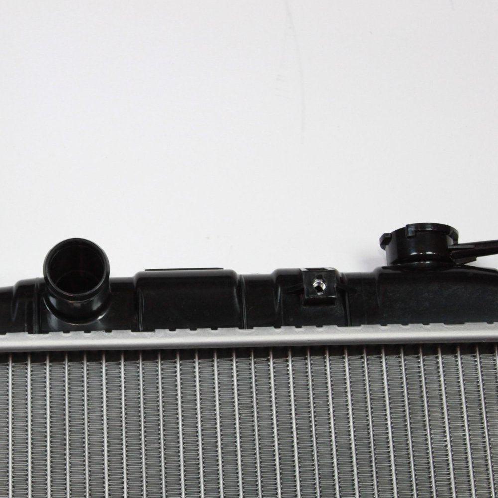 2387 Plastic/Aluminum Radiator for Hyundai Elantra, Tiburon HY3010111