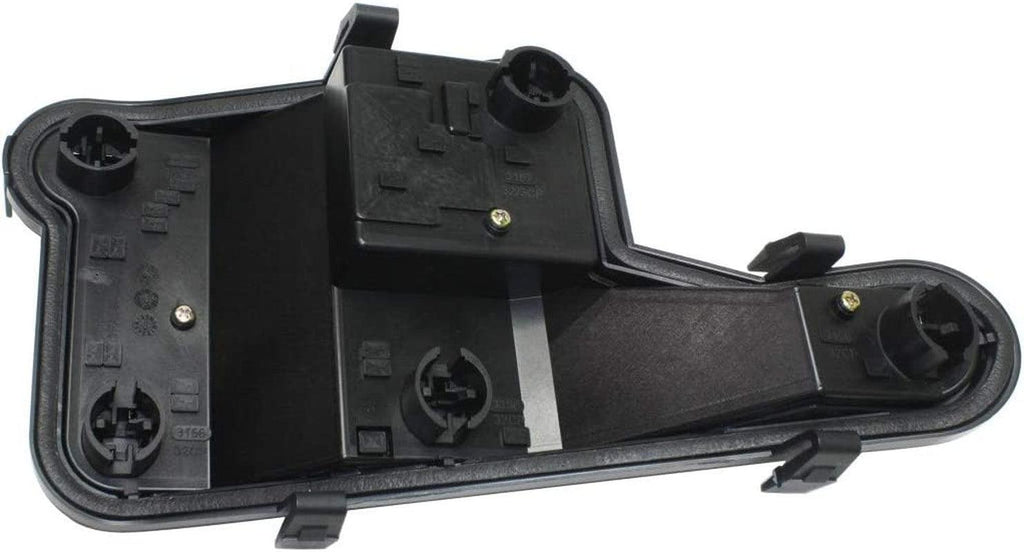 : for Pontiac Grand Am Tail Light Connector Plate 2000 01 02 03 2004 Driver Side - GM2817104 | 12335396 (Vehicle Trim: SE1)